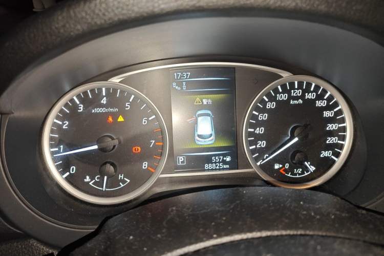 Used Nissan Tiida 2019 1.6L CVT Smart Drive Version China VI Standard Instrument Cluster
