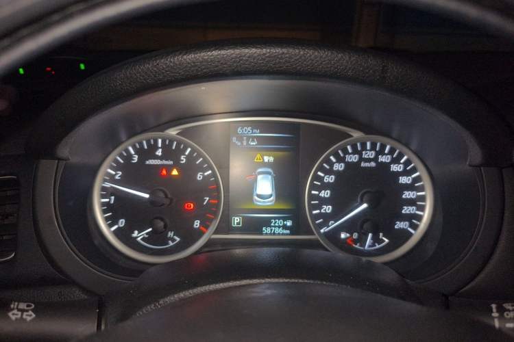 Used Nissan Tiida 2019 1.6L CVT Smart Drive Version China VI Standard Instrument Cluster