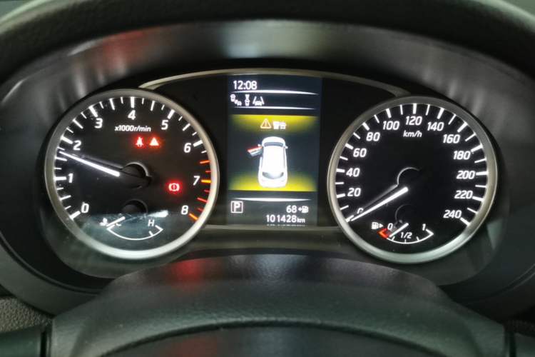 Used Nissan Tiida 2019 1.6L CVT Smart Enjoyment Version China VI Standard Instrument Cluster