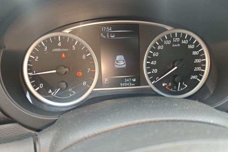 Used Nissan Tiida 2019 1.6L CVT Smart Drive Version China VI Standard Instrument Cluster