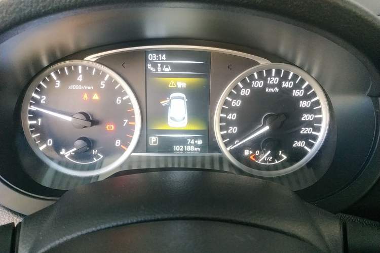 Used Nissan Tiida 2019 1.6L CVT Smart Drive Version China VI Standard Instrument Cluster
