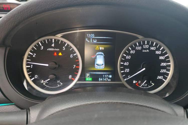 Used Nissan Tiida 2019 1.6L CVT Smart Drive Version China V Standard Instrument Cluster