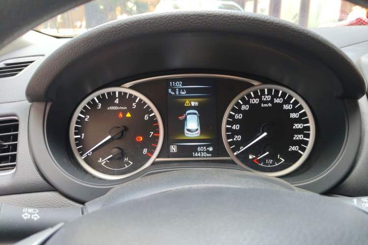 Used Nissan Tiida 2019 1.6L CVT Smart Drive Version China VI Standard Instrument Cluster
