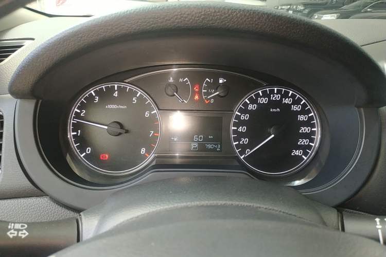 Used Nissan Tiida 2019 1.6L CVT Cool Edition China VI Standard Instrument Cluster