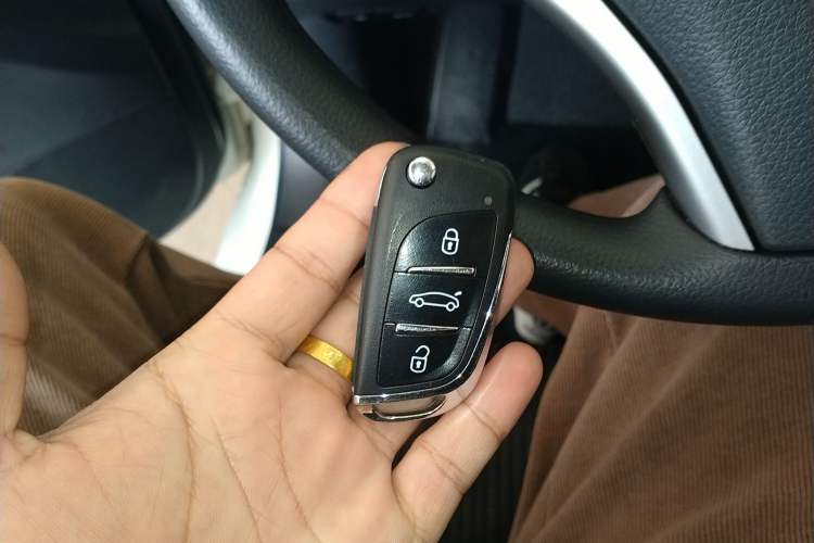 Used Nissan Tiida 2019 1.6L CVT Cool Edition China VI Standard Interior 1
