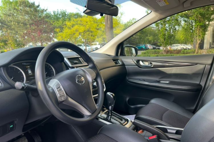Used Nissan Tiida 2019 1.6L CVT Smart Enjoyment Version China VI Standard Interior 2