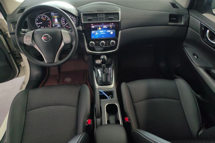 Used Nissan Tiida 2019 1.6L CVT Smart Drive Version China VI Standard Interior 3
