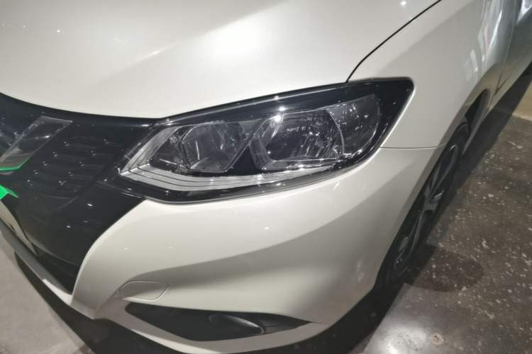 Used Nissan Tiida 2019 1.6L CVT Smart Drive Version China VI Standard Left Front Headlight