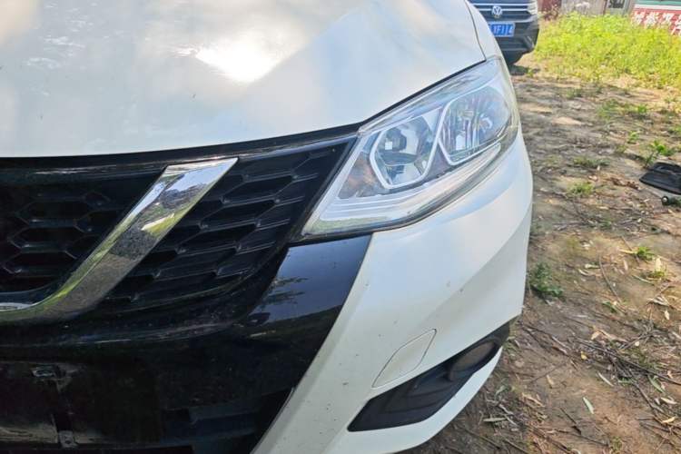 Used Nissan Tiida 2019 1.6L CVT Smart Drive Version China VI Standard Left Front Headlight
