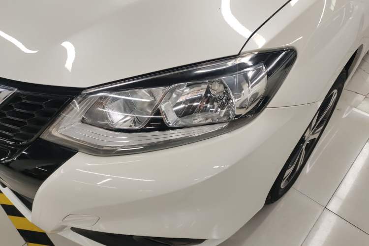 Used Nissan Tiida 2019 1.6L CVT Smart Drive Version China VI Standard Left Front Headlight