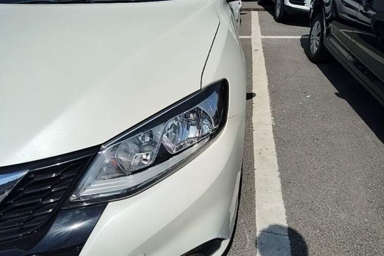 Used Nissan Tiida 2019 1.6L CVT Smart Drive Version China VI Standard Left Front Headlight