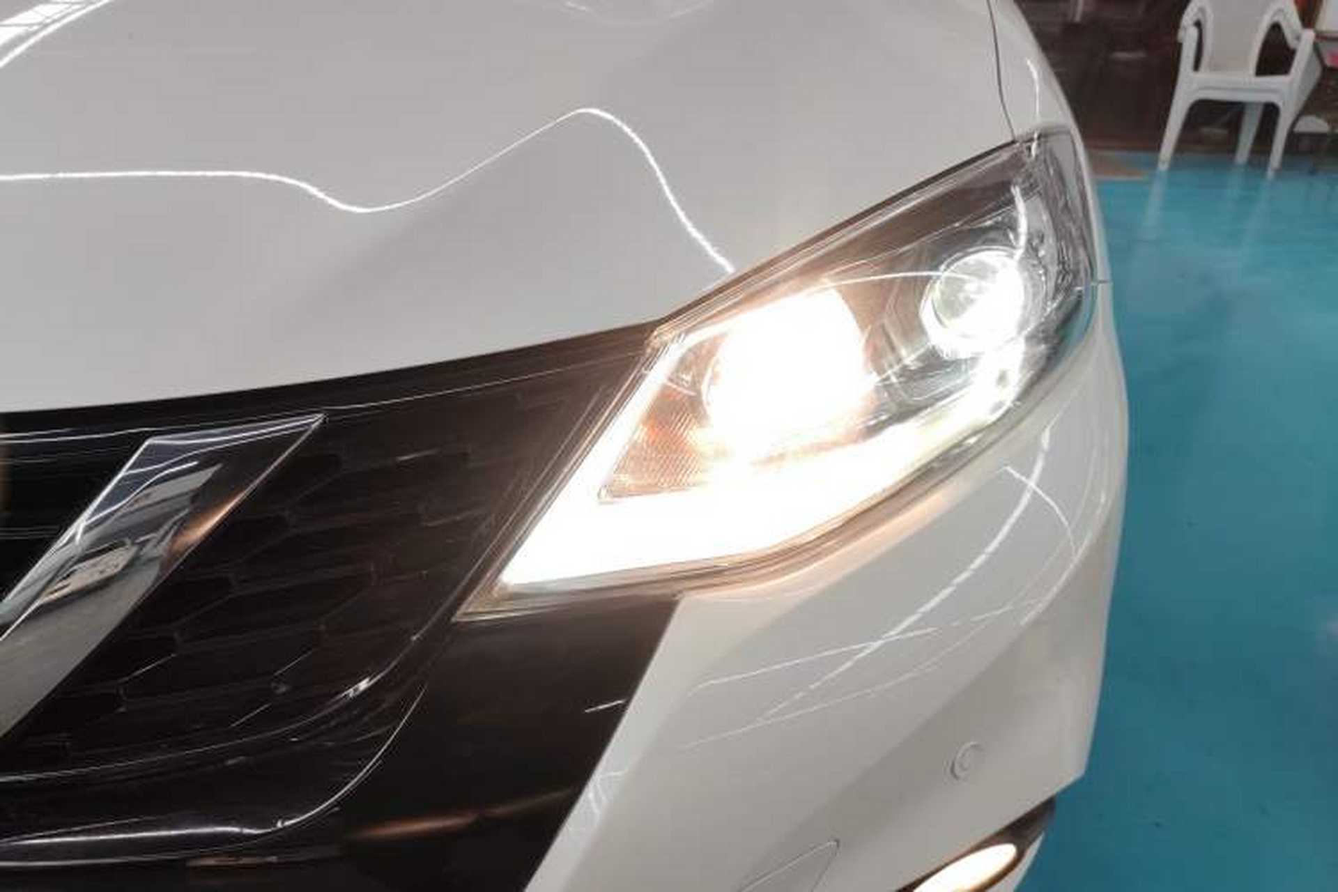 Used Nissan Tiida 2019 1.6L CVT ZhiZun Edition China VI standard Left Front Headlight