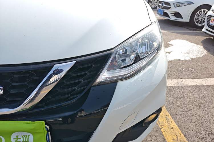 Used Nissan Tiida 2019 1.6L CVT Cool Edition China VI Standard Left Front Headlight