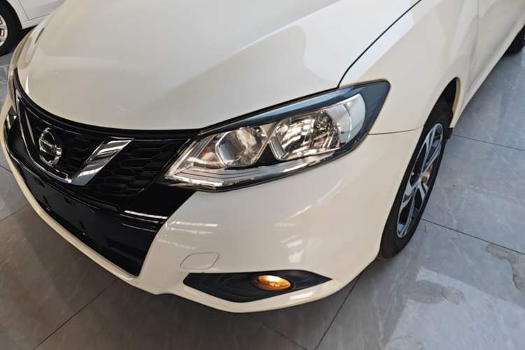 Used Nissan Tiida 2019 1.6L CVT Smart Drive Version China VI Standard Left Front Headlight