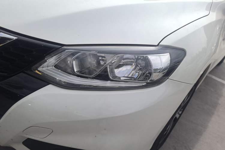 Used Nissan Tiida 2019 1.6L CVT Smart Drive Version China VI Standard Left Front Headlight