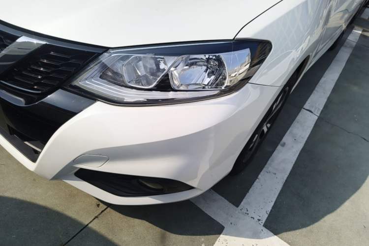 Used Nissan Tiida 2019 1.6L CVT Smart Drive Version China VI Standard Left Front Headlight
