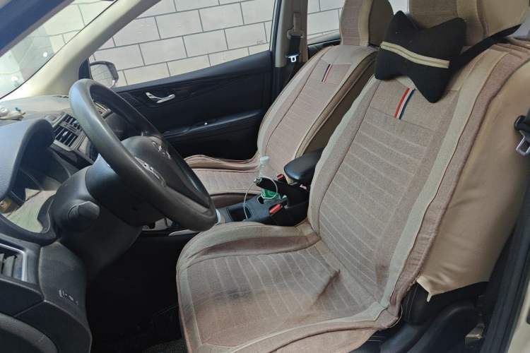 Used Nissan Tiida 2019 1.6L CVT Smart Enjoyment Version China VI Standard Left Front Seat