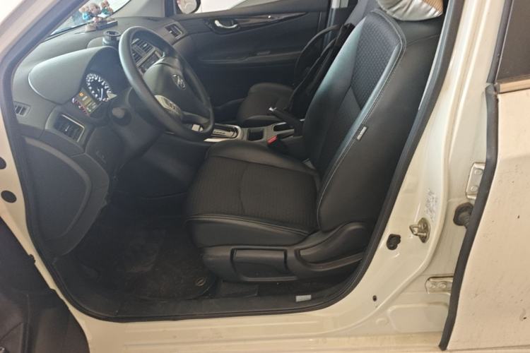 Used Nissan Tiida 2019 1.6L CVT Smart Enjoyment Version China V Standard Left Front Seat