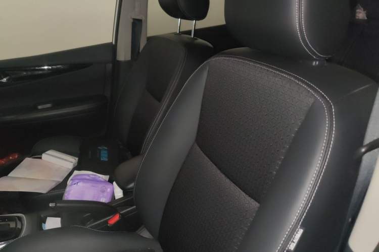 Used Nissan Tiida 2019 1.6L CVT Smart Drive Version China VI Standard Left Front Seat