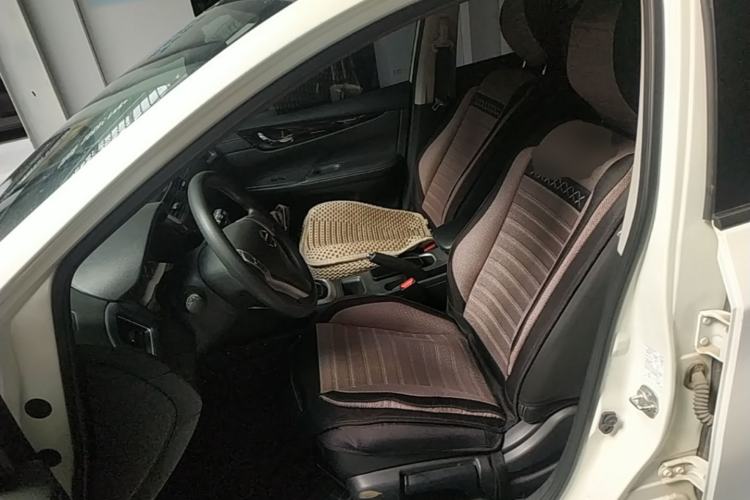 Used Nissan Tiida 2019 1.6L CVT Smart Drive Version China VI Standard Left Front Seat