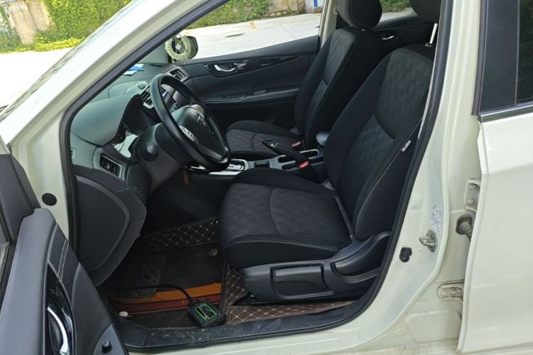 Used Nissan Tiida 2019 1.6L CVT Cool Edition China VI Standard Left Front Seat