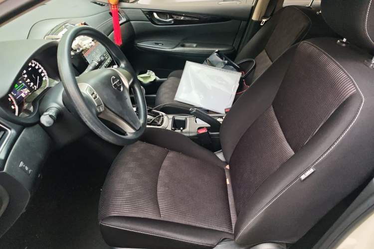 Used Nissan Tiida 2019 1.6L CVT Cool Dynamic Version China V Standard Left Front Seat