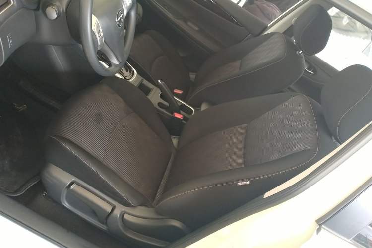 Used Nissan Tiida 2019 1.6L CVT Cool Edition China VI Standard Left Front Seat