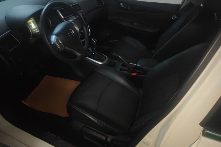 Used Nissan Tiida 2019 1.6L CVT Smart Enjoyment Version China VI Standard Left Front Seat