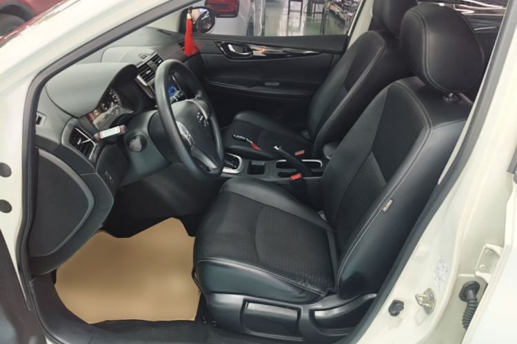 Used Nissan Tiida 2019 1.6L CVT Smart Drive Version China VI Standard Left Front Seat
