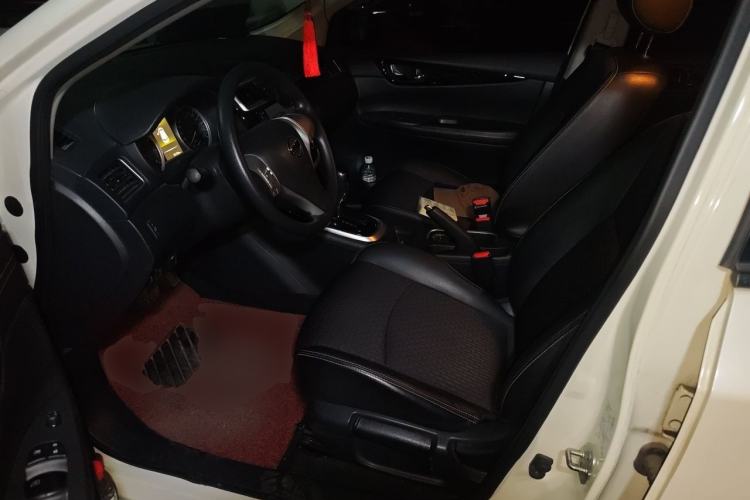 Used Nissan Tiida 2019 1.6L CVT Smart Drive Version China VI Standard Left Front Seat