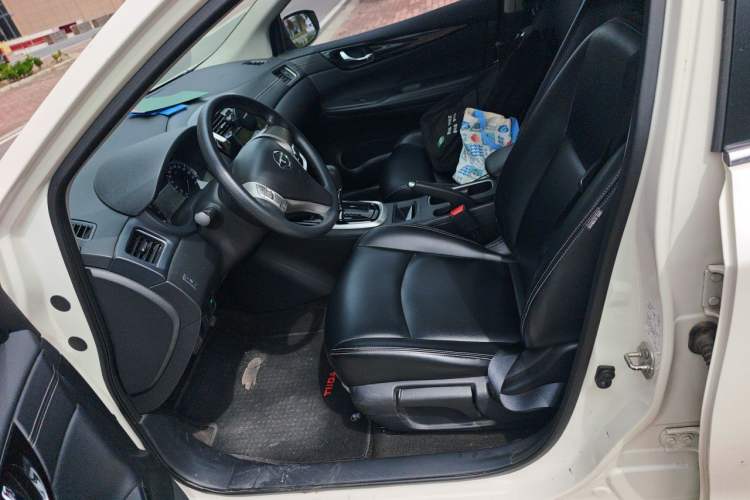 Used Nissan Tiida 2019 1.6L CVT Cool Edition China VI Standard Left Front Seat