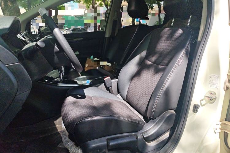 Used Nissan Tiida 2019 1.6L CVT Smart Drive Version China VI Standard Left Front Seat