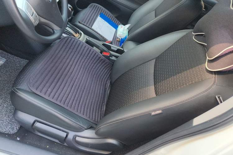 Used Nissan Tiida 2019 1.6L CVT Smart Enjoyment Version China VI Standard Left Front Seat