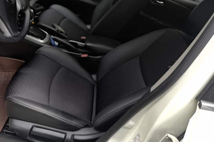 Used Nissan Tiida 2019 1.6L CVT Smart Drive Version China VI Standard Left Front Seat