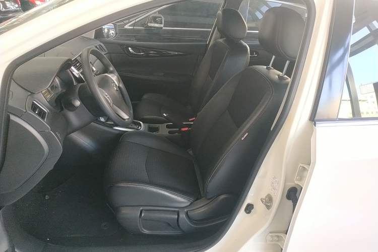Used Nissan Tiida 2019 1.6L CVT Smart Drive Version China VI Standard Left Front Seat
