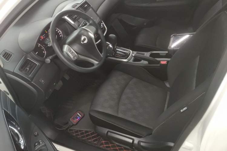 Used Nissan Tiida 2019 1.6L CVT Cool Dynamic Version China V Standard Left Front Seat