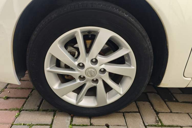 Used Nissan Tiida 2019 1.6L CVT Cool Edition China VI Standard Left Front Wheel Hub