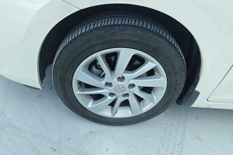 Used Nissan Tiida 2019 1.6L CVT Cool Edition China VI Standard Left Front Wheel Hub