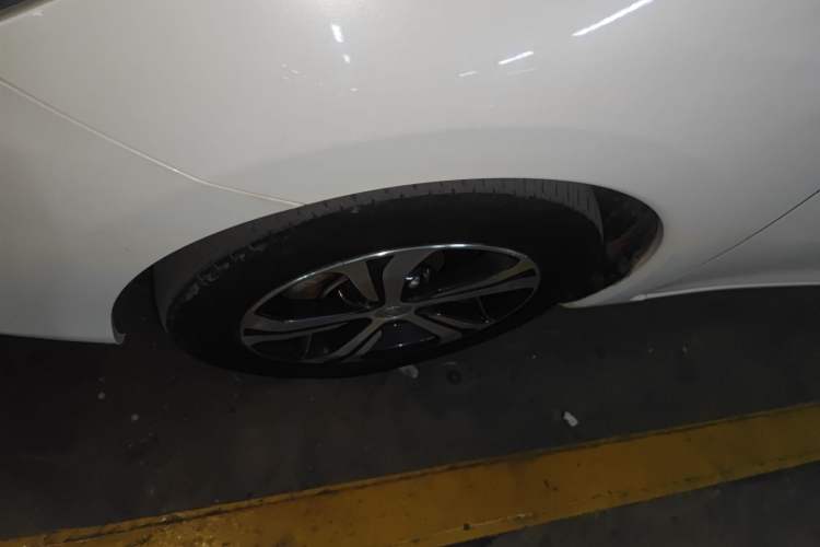 Used Nissan Tiida 2019 1.6L CVT Smart Enjoyment Version China VI Standard Left Front Wheel Hub