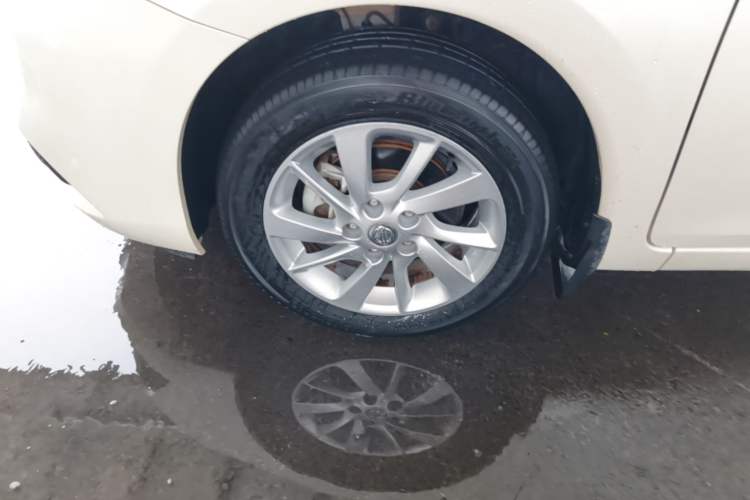 Used Nissan Tiida 2019 1.6L CVT Cool Edition China VI Standard Left Front Wheel Hub