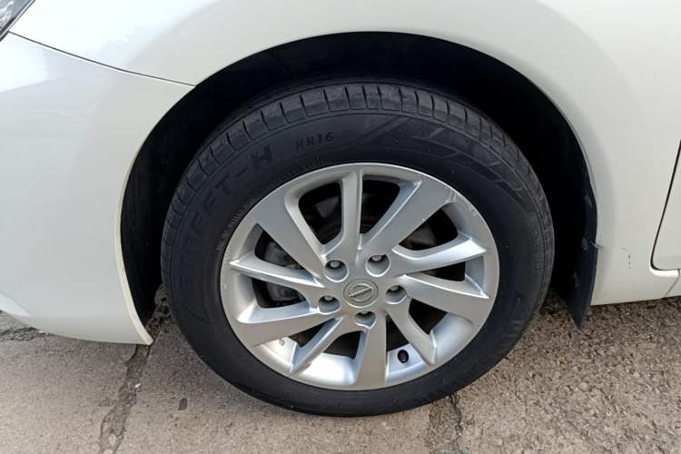 Used Nissan Tiida 2019 1.6L CVT Cool Edition China VI Standard Left Front Wheel Hub