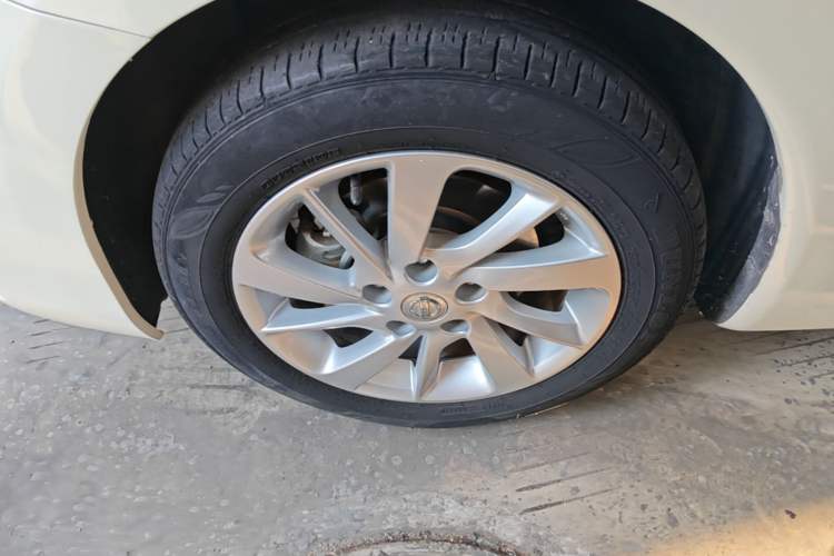 Used Nissan Tiida 2019 1.6L CVT Cool Edition China VI Standard Left Front Wheel Hub