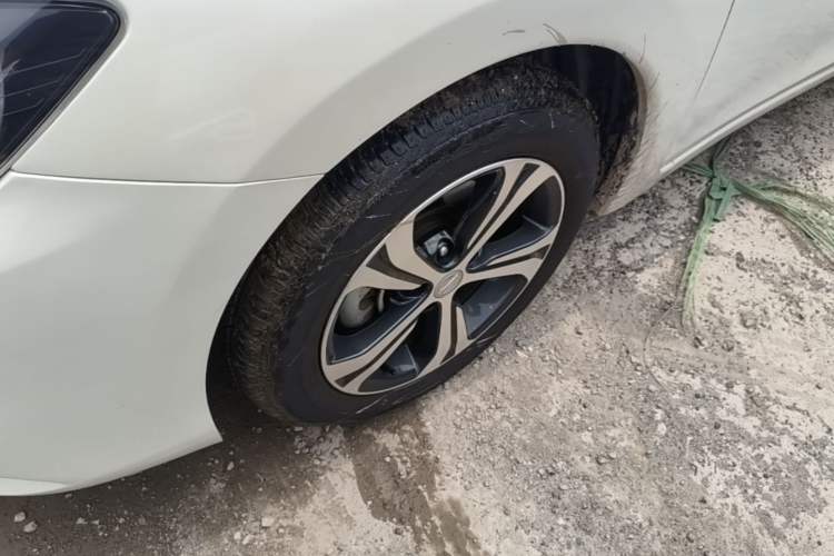 Used Nissan Tiida 2019 1.6L CVT Smart Drive Version China VI Standard Left Front Wheel Hub