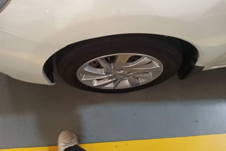 Used Nissan Tiida 2019 1.6L CVT Cool Edition China VI Standard Left Front Wheel Hub