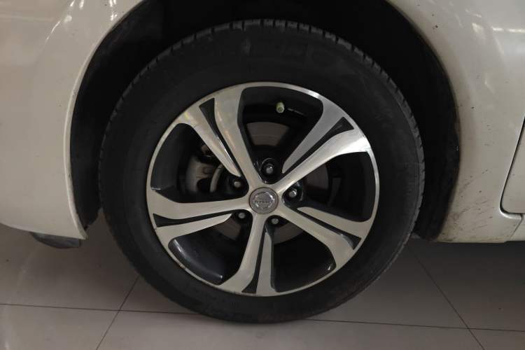 Used Nissan Tiida 2019 1.6L CVT Smart Enjoyment Version China VI Standard Left Front Wheel Hub