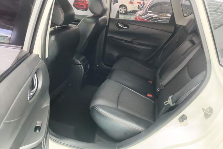 Used Nissan Tiida 2019 1.6L CVT Smart Drive Version China VI Standard Left Rear Seat