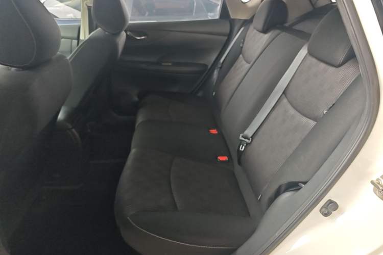 Used Nissan Tiida 2019 1.6L CVT Cool Edition China VI Standard Left Rear Seat