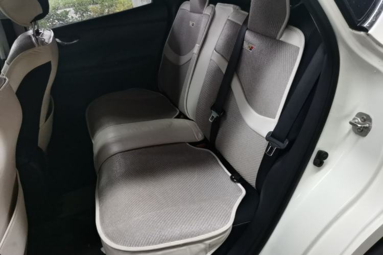 Used Nissan Tiida 2019 1.6L CVT Cool Edition China VI Standard Left Rear Seat