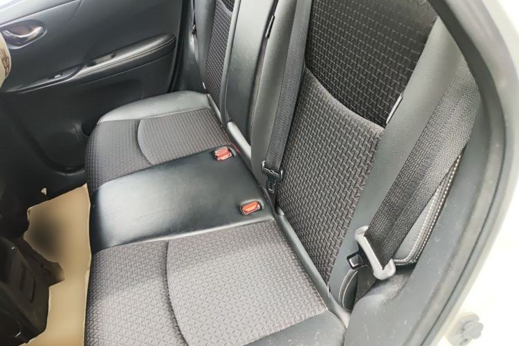 Used Nissan Tiida 2019 1.6L CVT Smart Drive Version China V Standard Left Rear Seat