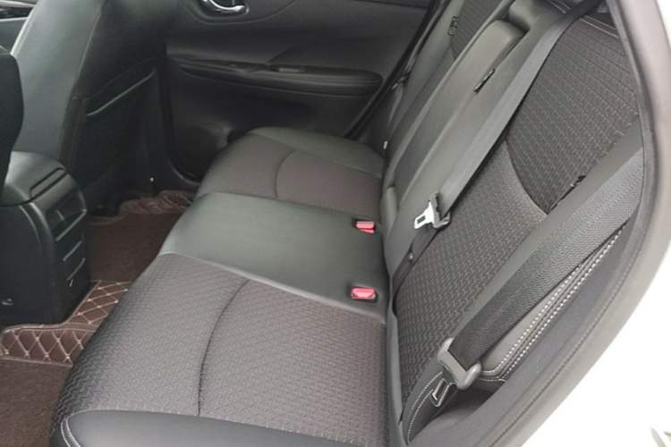 Used Nissan Tiida 2019 1.6L CVT Smart Drive Version China VI Standard Left Rear Seat